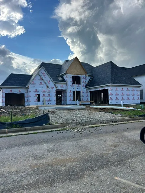 Lot 43
